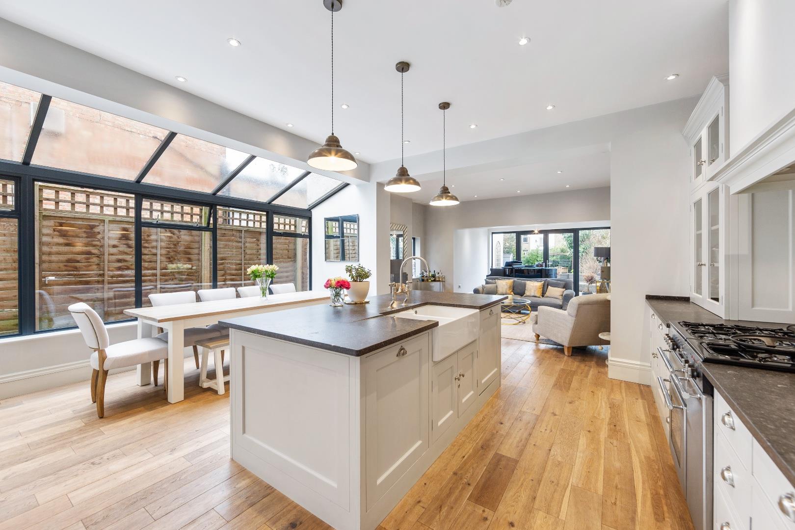Langley Park, Mill Hill
